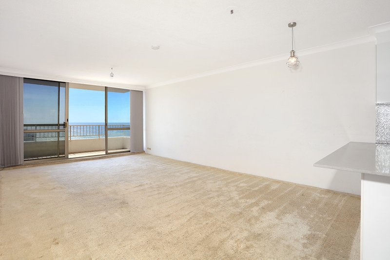 Photo - 2502/3422 Surfers Paradise Boulevard, Surfers Paradise QLD 4217 - Image 4