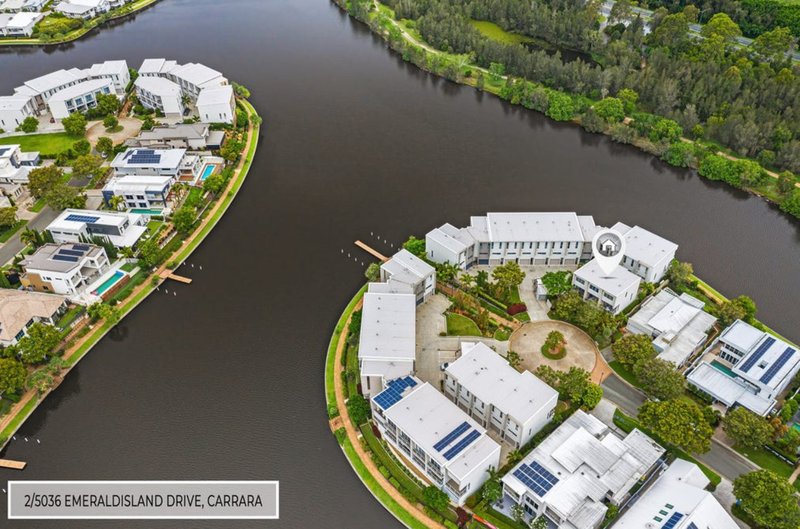 Photo - 2/5036 Emerald Island Drive, Carrara QLD 4211 - Image 17