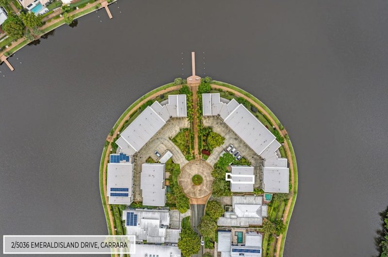 Photo - 2/5036 Emerald Island Drive, Carrara QLD 4211 - Image 18