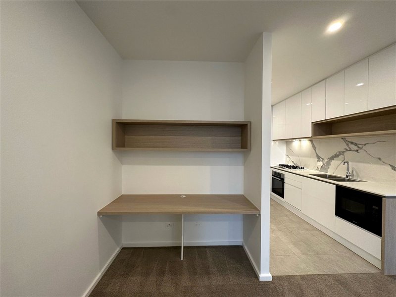 Photo - 2503/81 City Road, Southbank VIC 3006 - Image 4