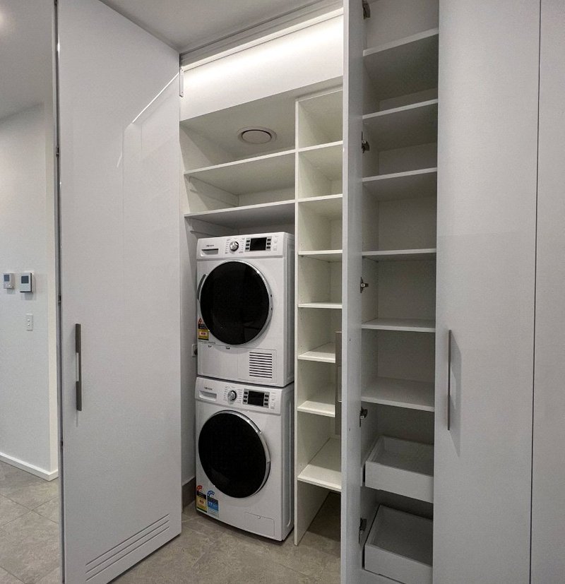 Photo - 2503/81 City Road, Southbank VIC 3006 - Image 9