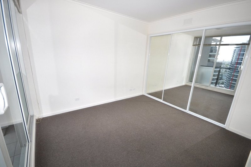 Photo - 2506/63 Whiteman Street, Southbank VIC 3006 - Image 3