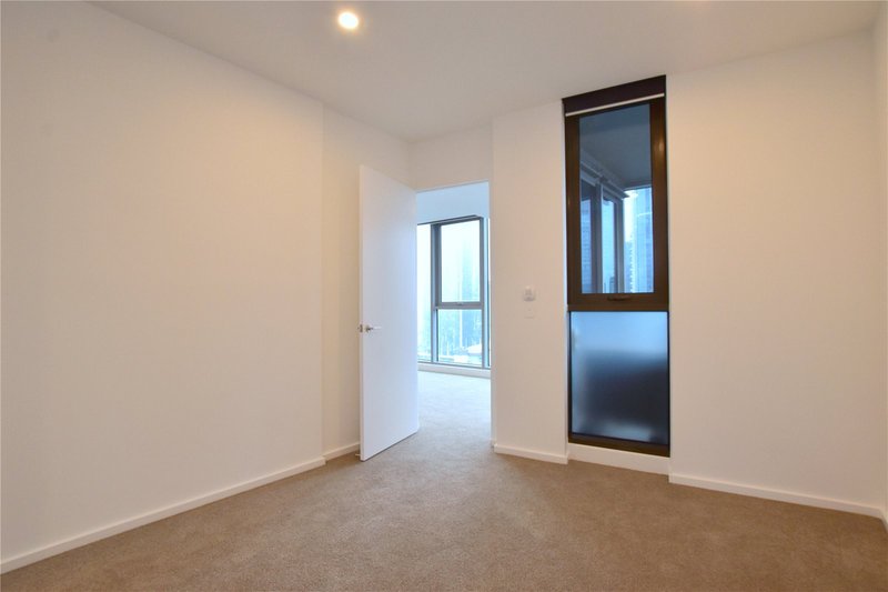 Photo - 2506/81 City Road, Southbank VIC 3006 - Image 6