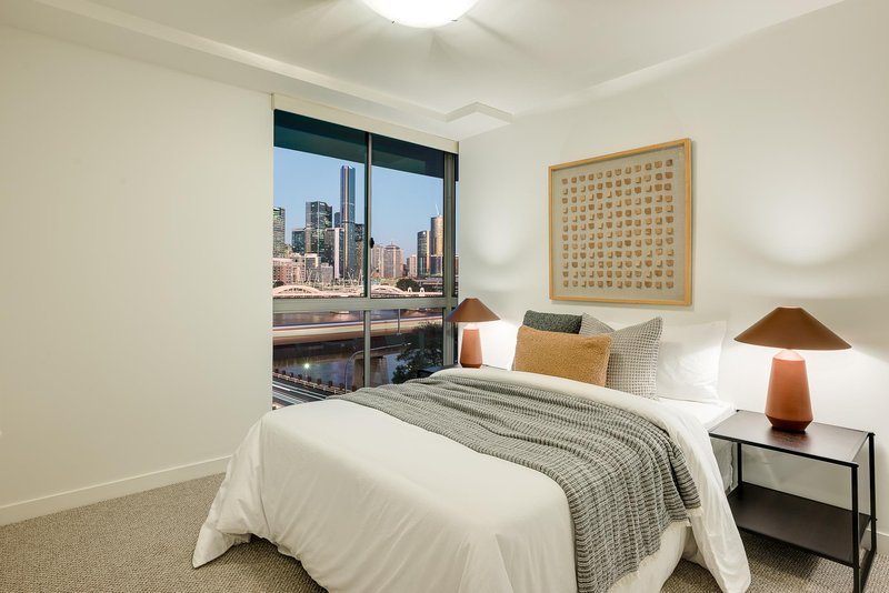 Photo - 2506/92 Quay Street, Brisbane City QLD 4000 - Image 9