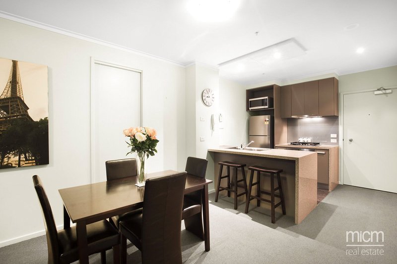 Photo - 2507/180 City Road, Southbank VIC 3006 - Image 3