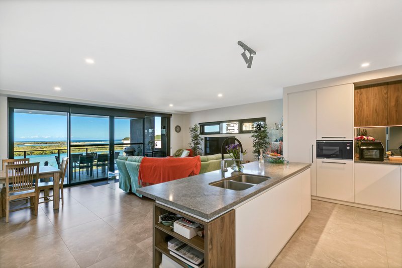 Photo - 2508/100 Duporth Avenue, Maroochydore QLD 4558 - Image 4