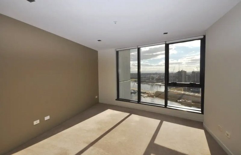 Photo - 2509B/100 Harbour Esplanade, Docklands VIC 3008 - Image 3