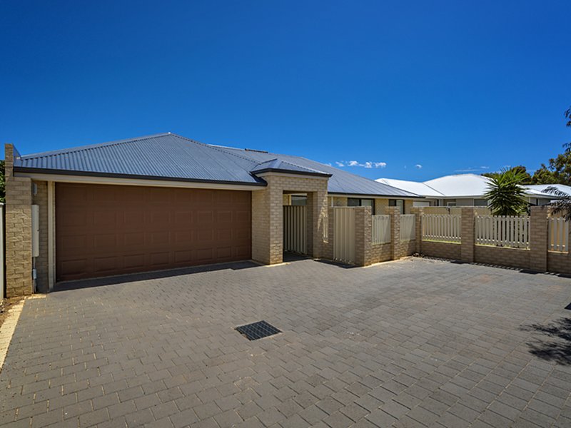 250C Place , Wonthella WA 6530