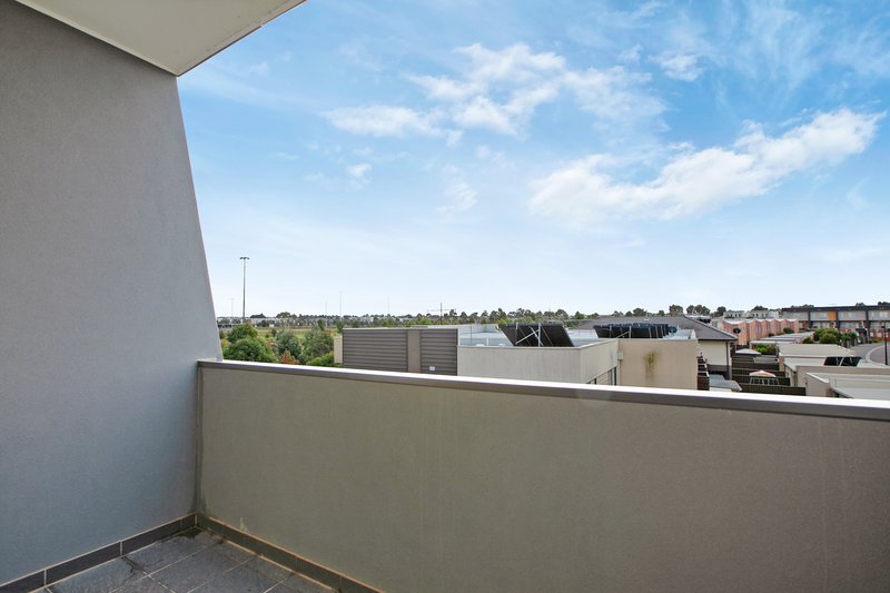 Photo - 25/1-27 Punt Street, Craigieburn VIC 3064 - Image 8