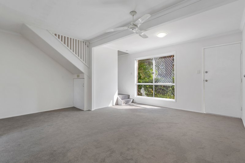 Photo - 25/1-7 Coral Street, Beenleigh QLD 4207 - Image 3