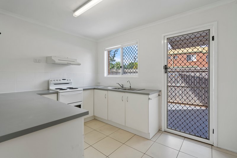 Photo - 25/1-7 Coral Street, Beenleigh QLD 4207 - Image 4