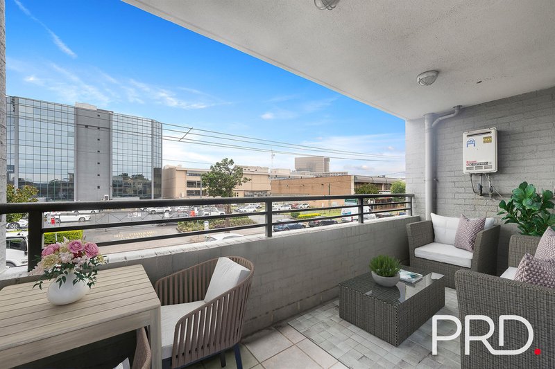 Photo - 2/51 Bathurst Street, Liverpool NSW 2170 - Image 5