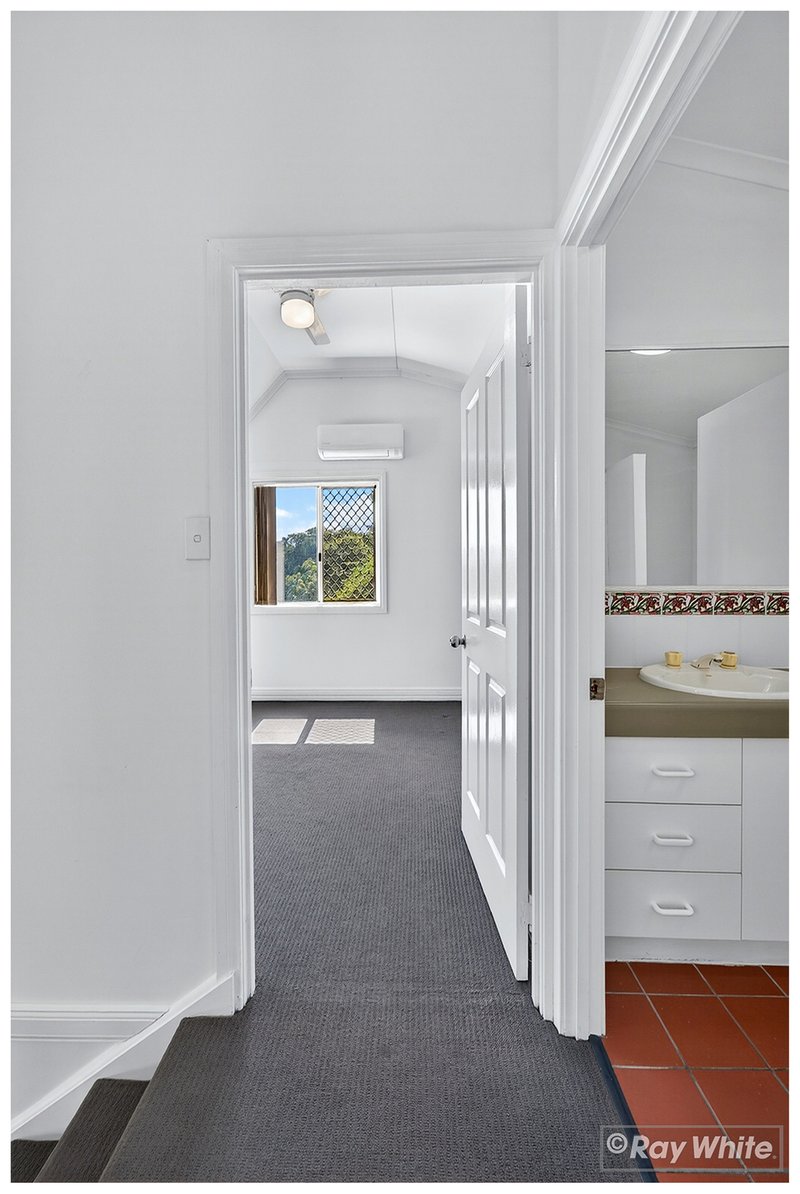 Photo - 2/51 Bishop Street, The Range QLD 4700 - Image 20