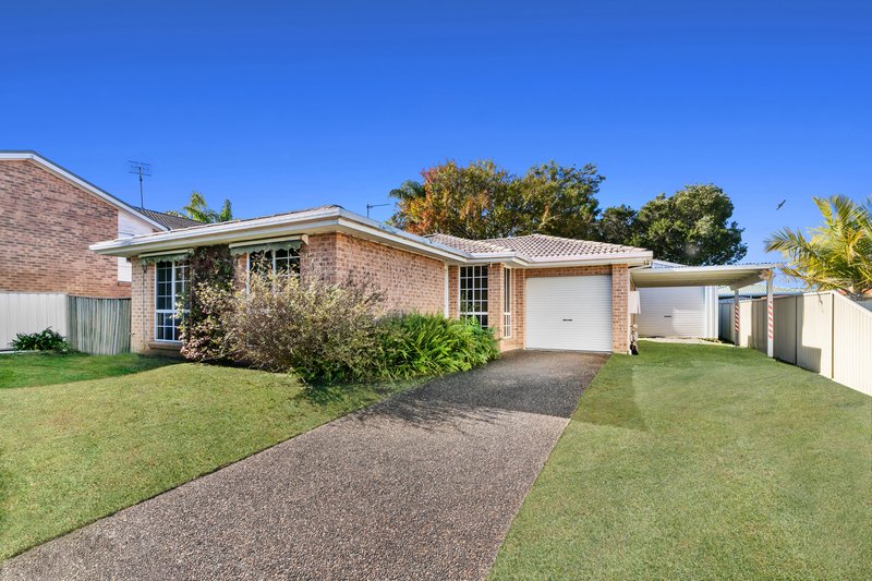 251 Buff Point Avenue, Buff Point NSW 2262