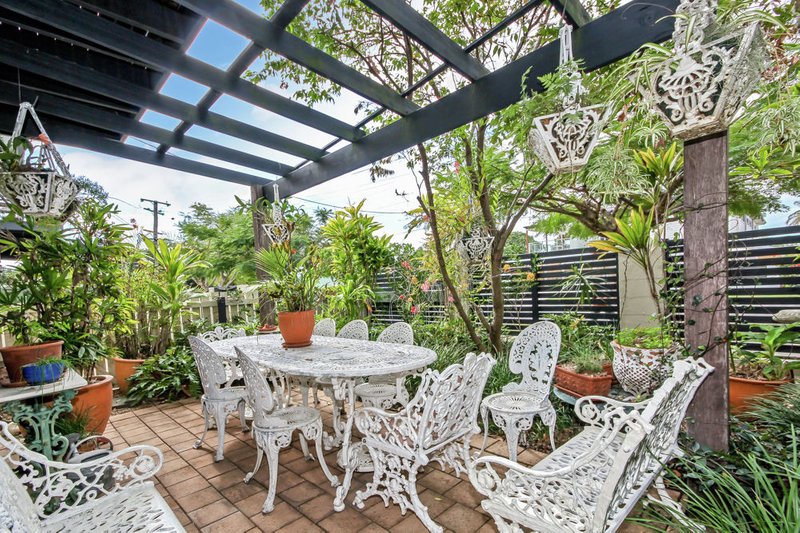 Photo - 2/51 David Street, Nundah QLD 4012 - Image 5