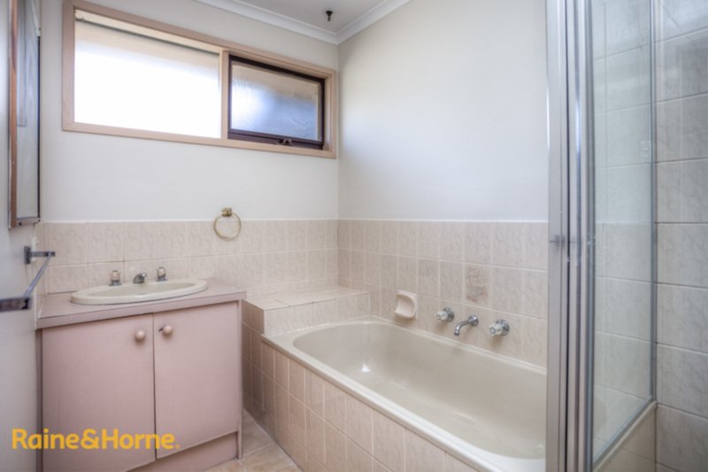 Photo - 251 Gap Road, Sunbury VIC 3429 - Image 6