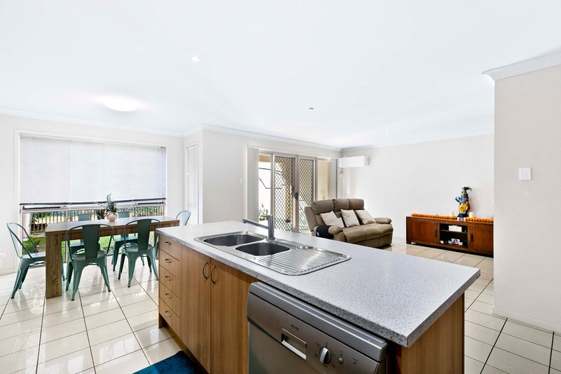 Photo - 25/1 Ibis Boulevard, Eli Waters QLD 4655 - Image 7