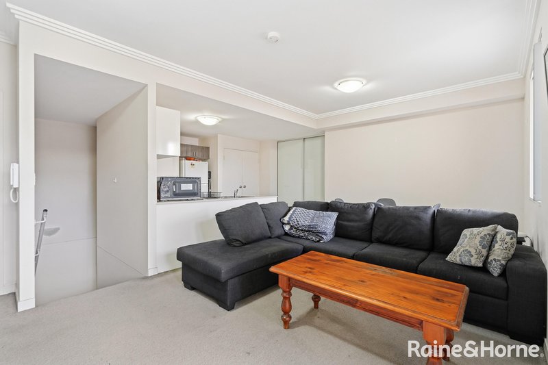 Photo - 2/51 King Street, St Marys NSW 2760 - Image 3