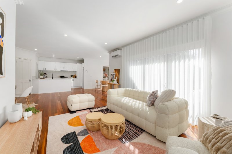 Photo - 2/51 Margaret Street, Clayton VIC 3168 - Image 2