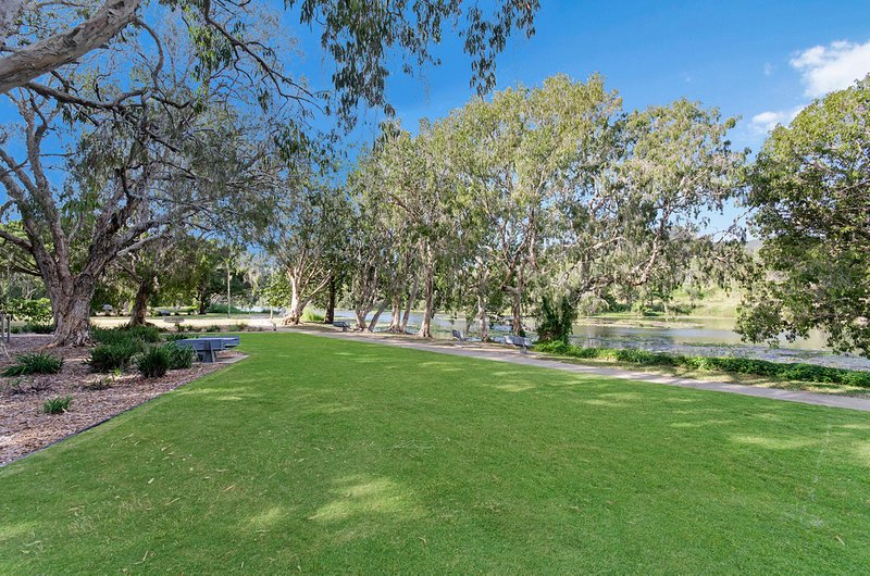 Photo - 251 Pinnacle Drive, Rasmussen QLD 4815 - Image 4