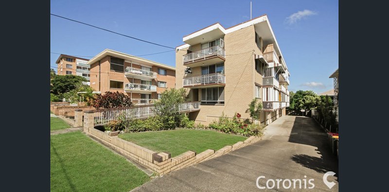 Photo - 2/51 Rialto Street, Coorparoo QLD 4151 - Image 13