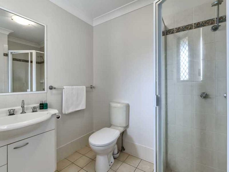 Photo - 2/51 School Road, Stafford QLD 4053 - Image 7