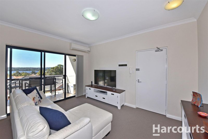 Photo - 25/1 Spinebill Loop, Joondalup WA 6027 - Image 2