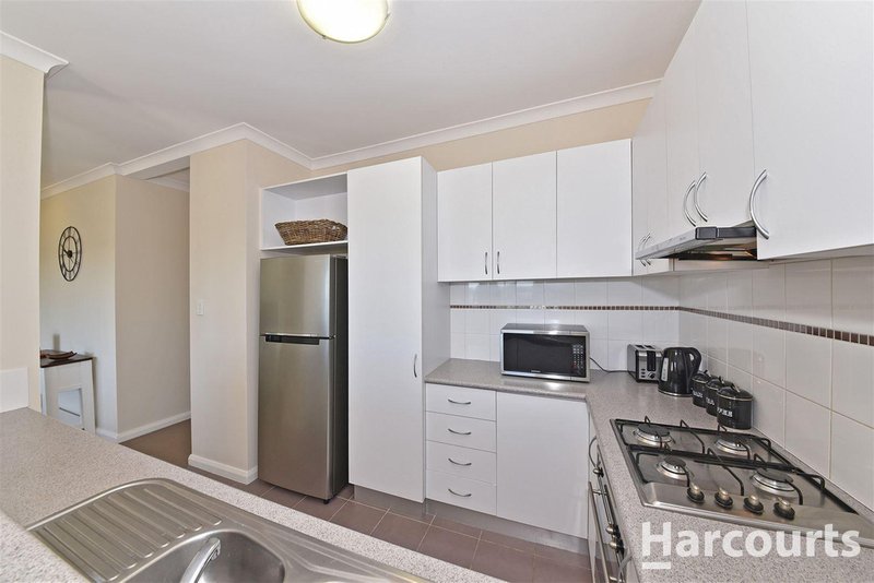 Photo - 25/1 Spinebill Loop, Joondalup WA 6027 - Image 5