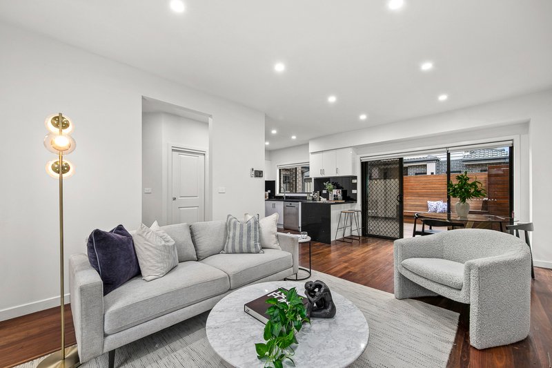 Photo - 2/51 Stenhouse Avenue, Brooklyn VIC 3012 - Image 3