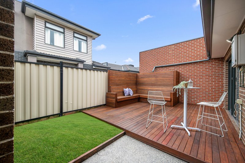 Photo - 2/51 Stenhouse Avenue, Brooklyn VIC 3012 - Image 10