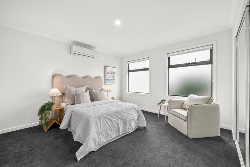 Photo - 2/51 Stenhouse Avenue, Brooklyn VIC 3012 - Image 11