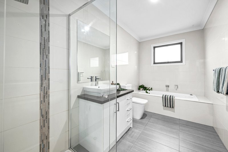 Photo - 2/51 Stenhouse Avenue, Brooklyn VIC 3012 - Image 14