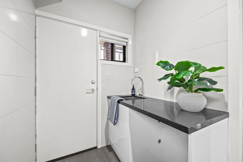 Photo - 2/51 Stenhouse Avenue, Brooklyn VIC 3012 - Image 16