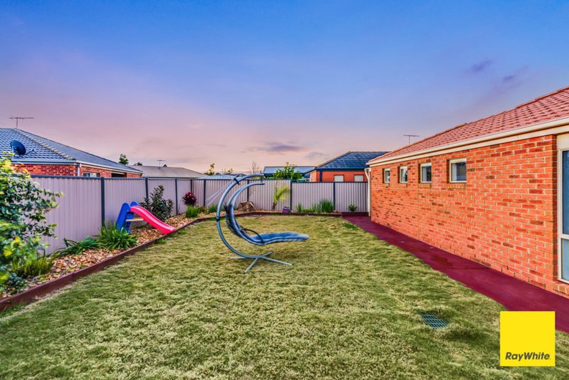 Photo - 251 Thames Boulevard, Tarneit VIC 3029 - Image 17