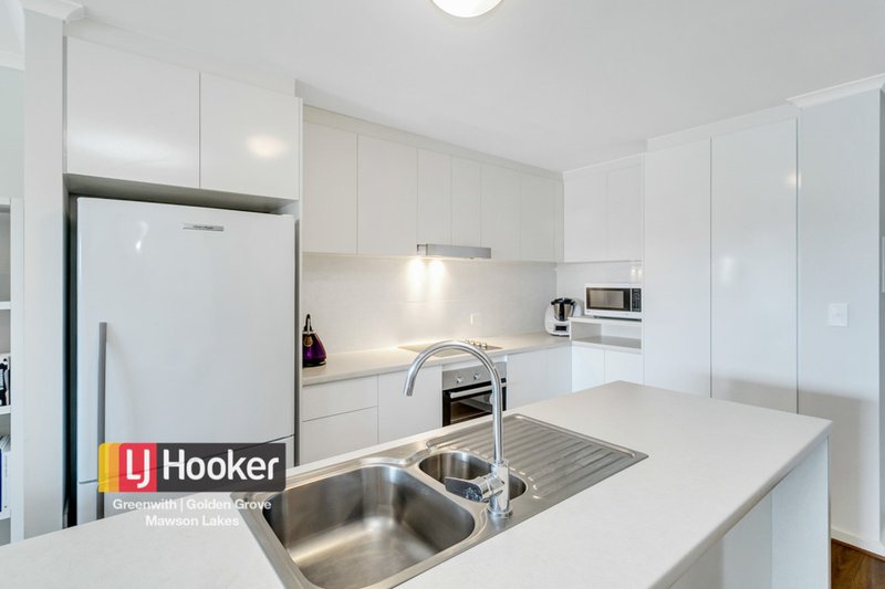 Photo - 2/51 Victoria Parade, Mawson Lakes SA 5095 - Image 4