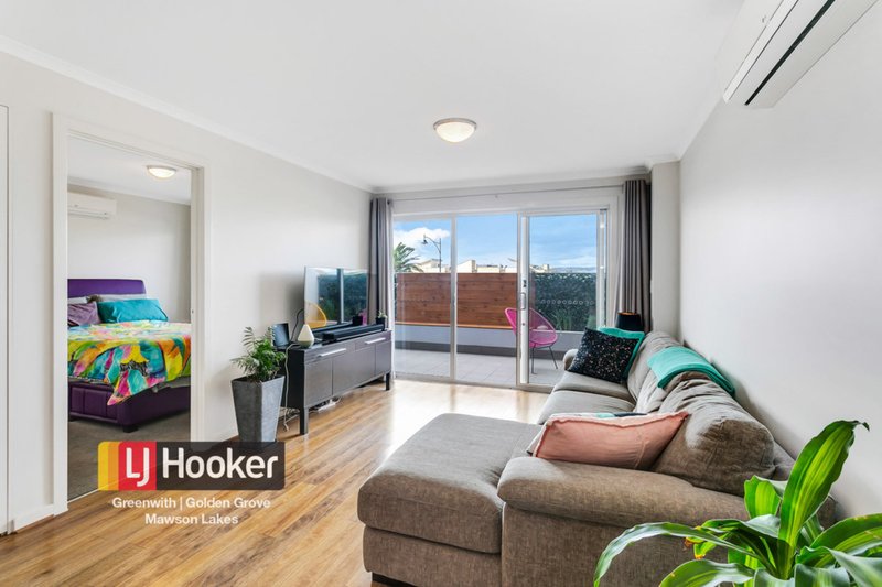 Photo - 2/51 Victoria Parade, Mawson Lakes SA 5095 - Image 6