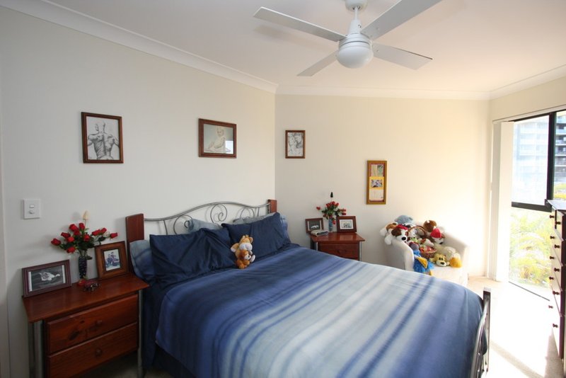 Photo - 25/10 Bath Street, Labrador QLD 4215 - Image 7