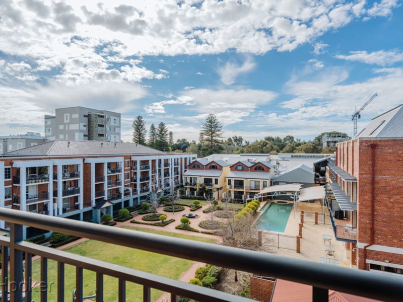 25/10 Pendal Lane, Perth WA 6000