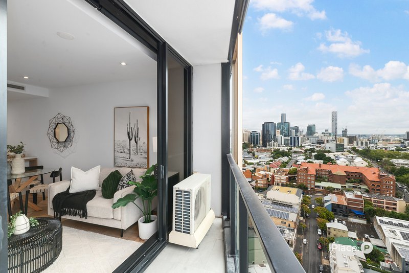 Photo - 2510/179 Alfred Street, Fortitude Valley QLD 4006 - Image 5