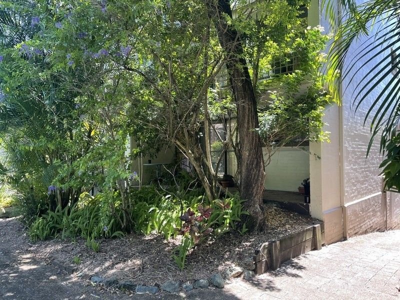 Photo - 25/111 Markeri Street, Mermaid Waters QLD 4218 - Image 4