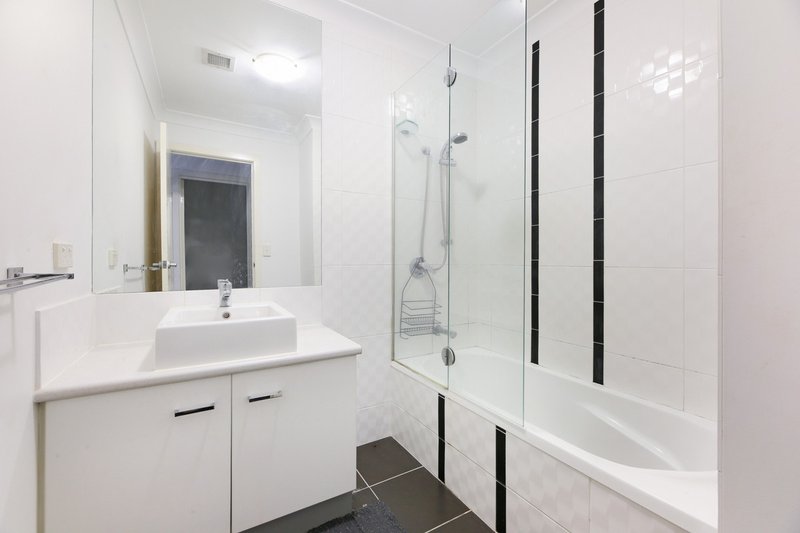 Photo - 25/15-17 Lloyd Street, Southport QLD 4215 - Image 7