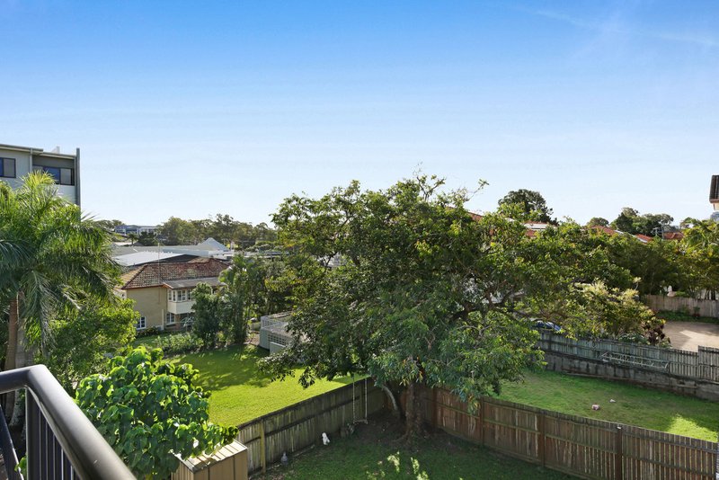 Photo - 25/15-17 Lloyd Street, Southport QLD 4215 - Image 13