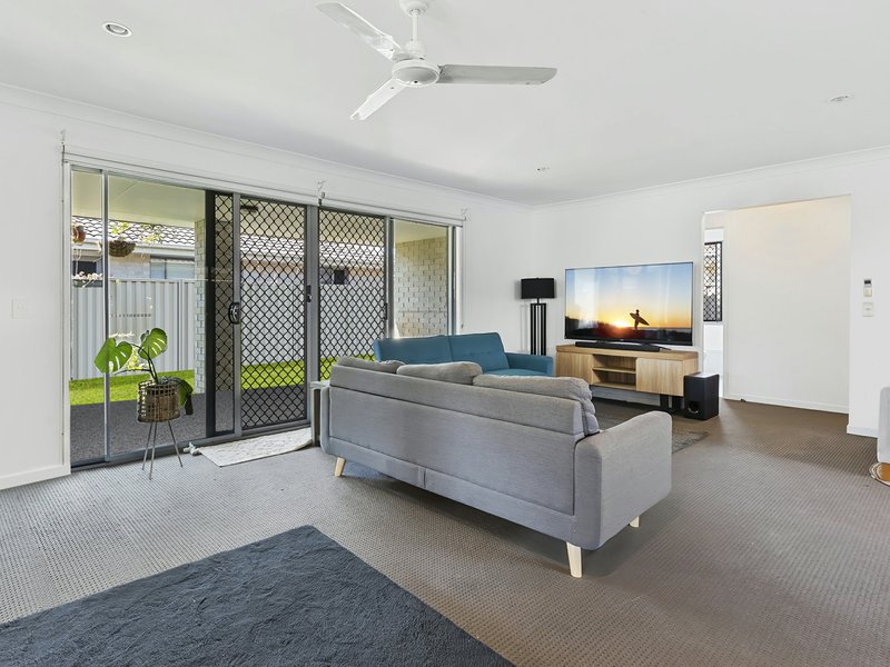 Photo - 25/15-23 Redondo , Ningi QLD 4511 - Image 4