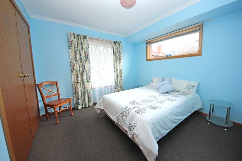 Photo - 2/515 Main Road, Montrose TAS 7010 - Image 7