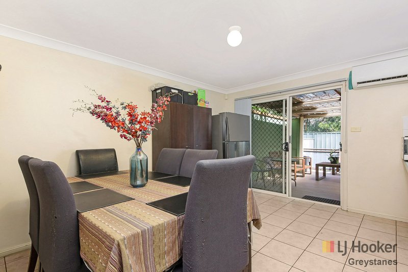 Photo - 25/162 Chifley Street, Wetherill Park NSW 2164 - Image 3