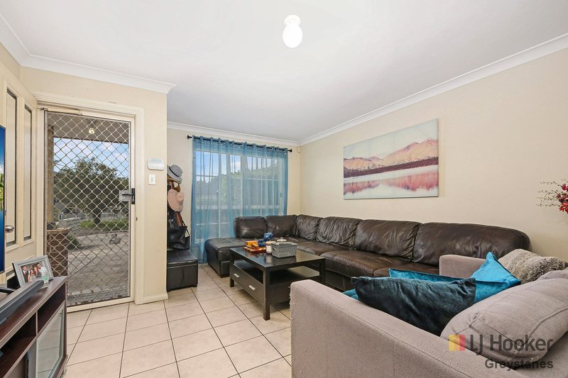 Photo - 25/162 Chifley Street, Wetherill Park NSW 2164 - Image 4