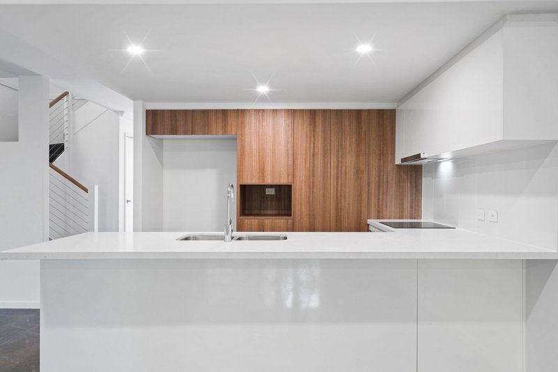 Photo - 25/18 Tian Crescent, Upper Coomera QLD 4209 - Image 1