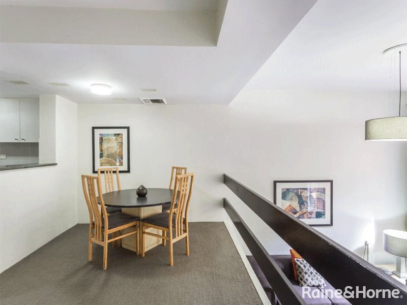 Photo - 25/2-12 Busaco Road, Marsfield NSW 2122 - Image 4