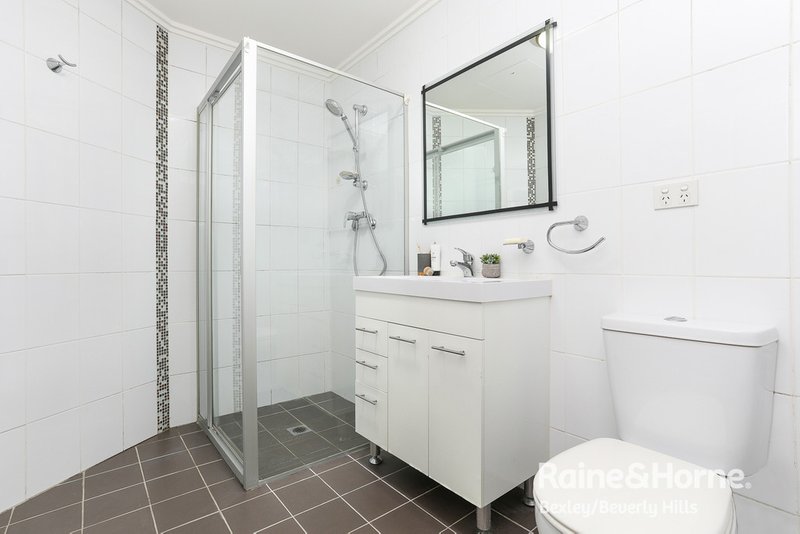 Photo - 2/52-56 Gray Street, Kogarah NSW 2217 - Image 5