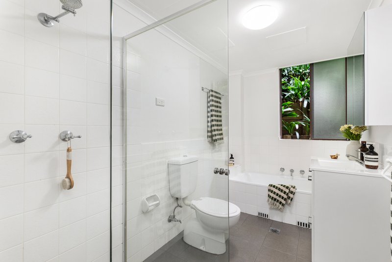 Photo - 2/52-58 Helen Street, Lane Cove NSW 2066 - Image 6